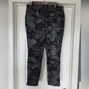 Earl Jean Women's Gray & Black Camouflage Skinny Ankle Stretch Pant Size 12